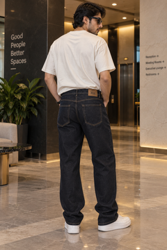 Dark Wash Straight Fit Stretch Jeans With Multi Pocket - M-159